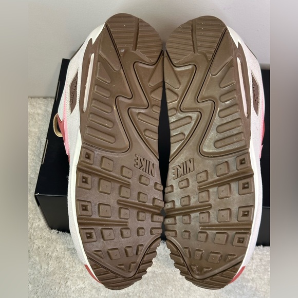 Nike Air Max 90 NRG main image 9